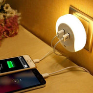 Intelligent sensor LED night light with 2 phone chargers-marginseye.com